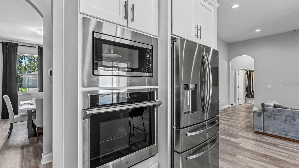 283 COVE AT EAGLE LAKE CIRCLE — photo 11 of 58