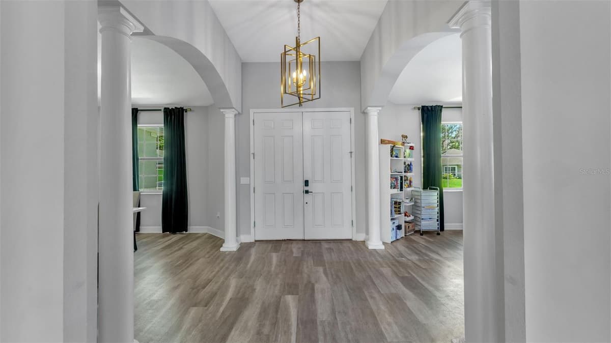 283 COVE AT EAGLE LAKE CIRCLE — photo 19 of 58