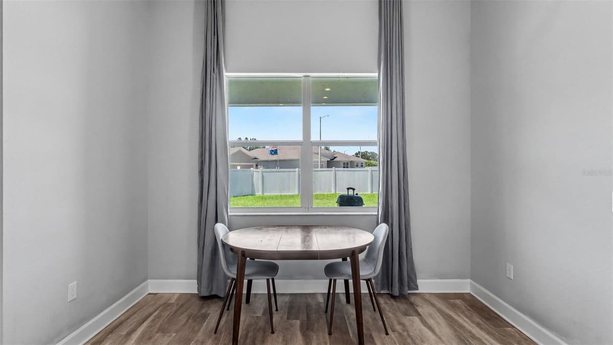 283 COVE AT EAGLE LAKE CIRCLE — photo 14 of 58