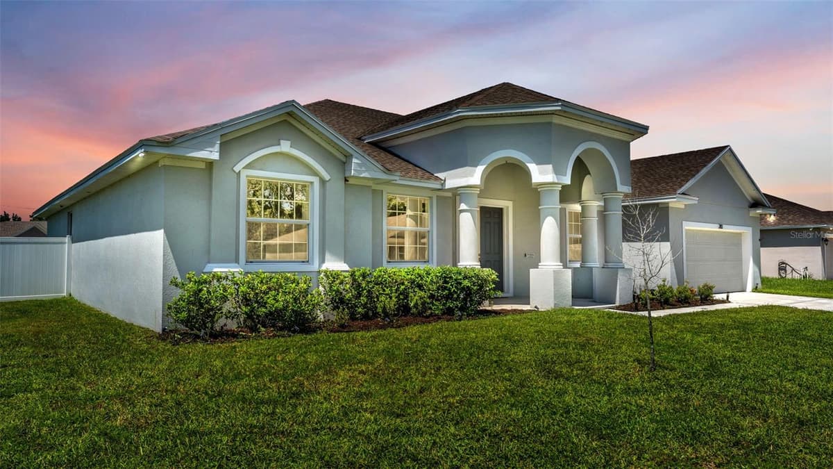 283 COVE AT EAGLE LAKE CIRCLE — photo 1 of 58