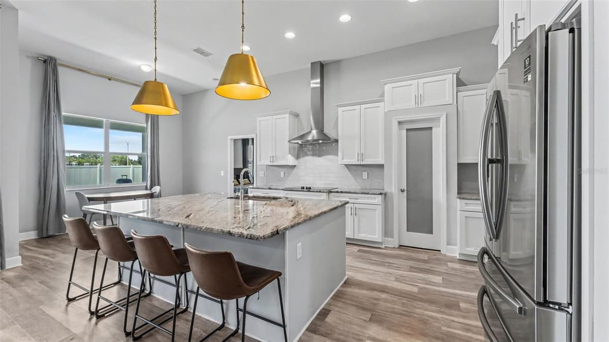 283 COVE AT EAGLE LAKE CIRCLE — photo 8 of 58