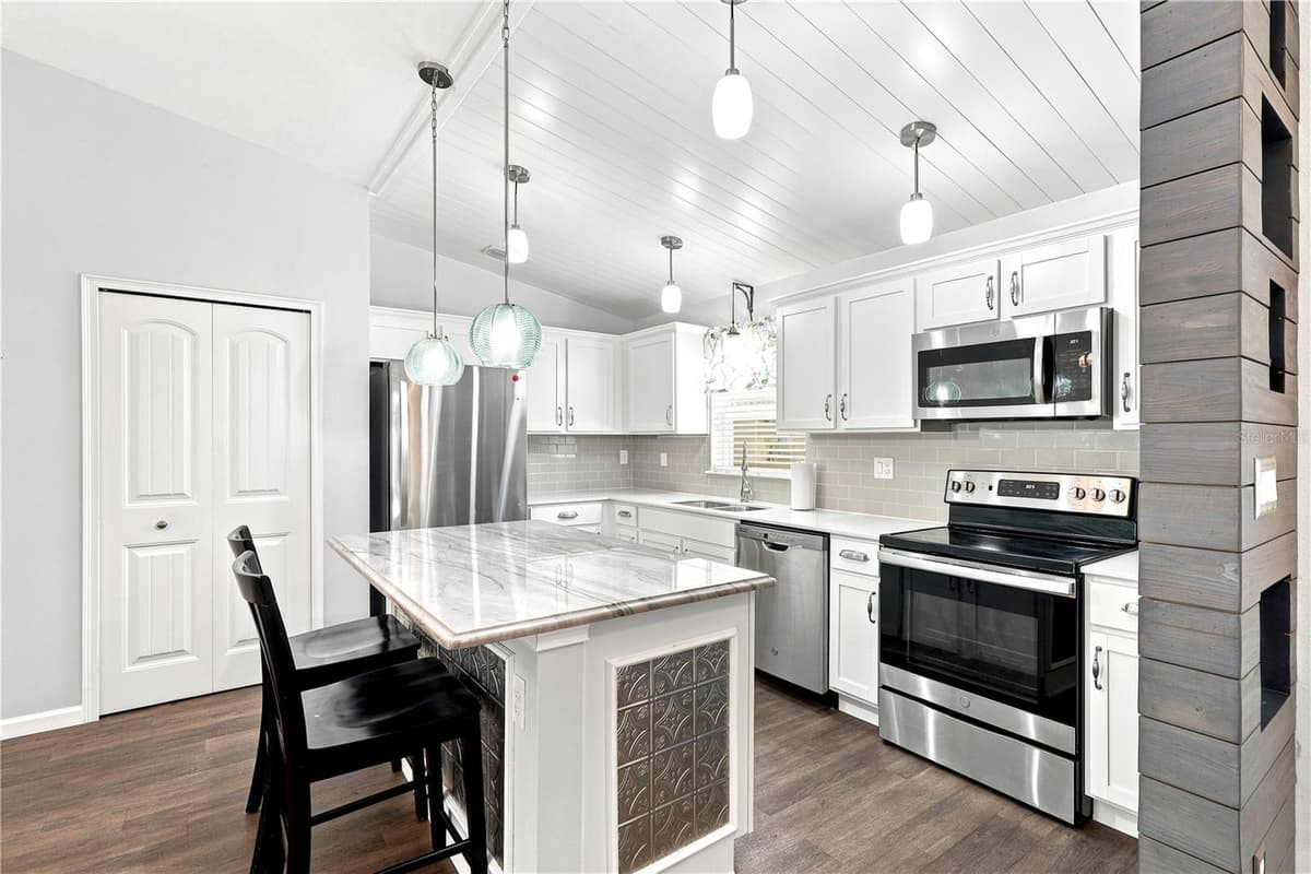 36 ROYAL PALM LANE — photo 4 of 35