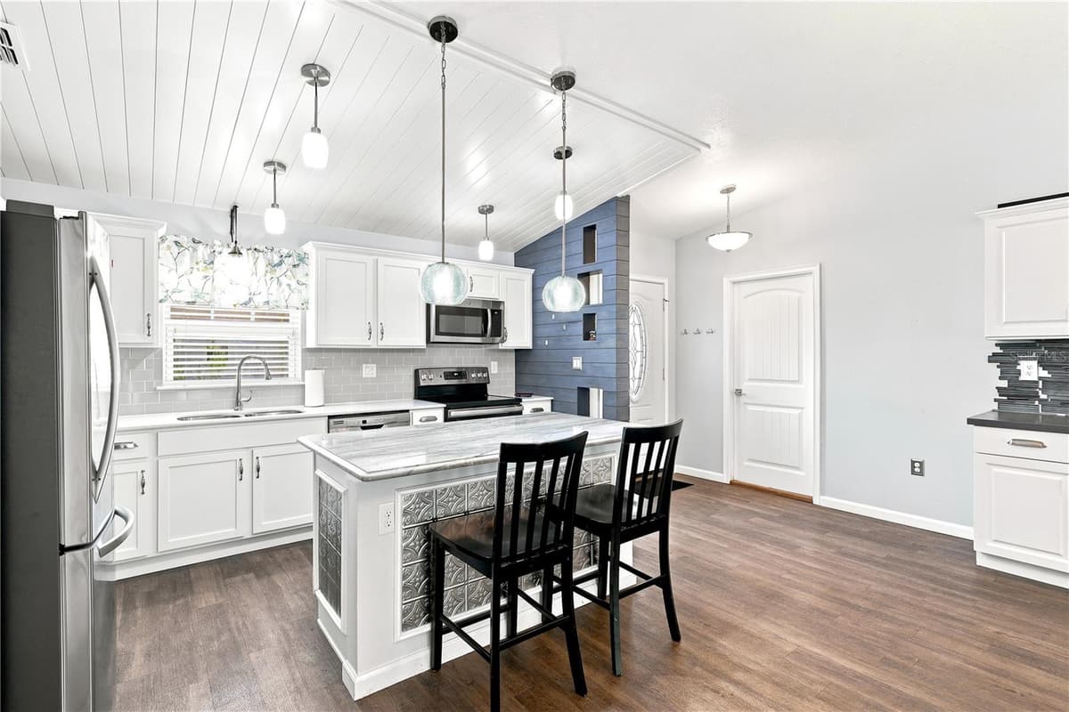 36 ROYAL PALM LANE — photo 8 of 35