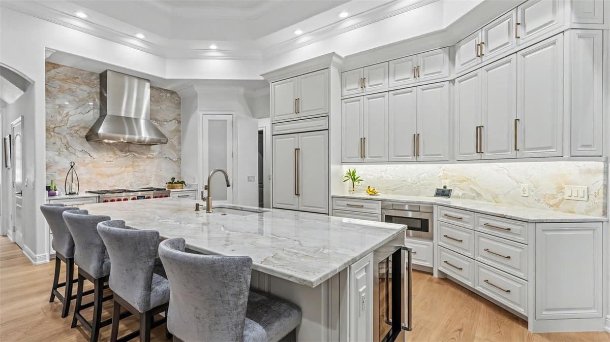 6774 CRESCENT WOODS CIRCLE — photo 4 of 18