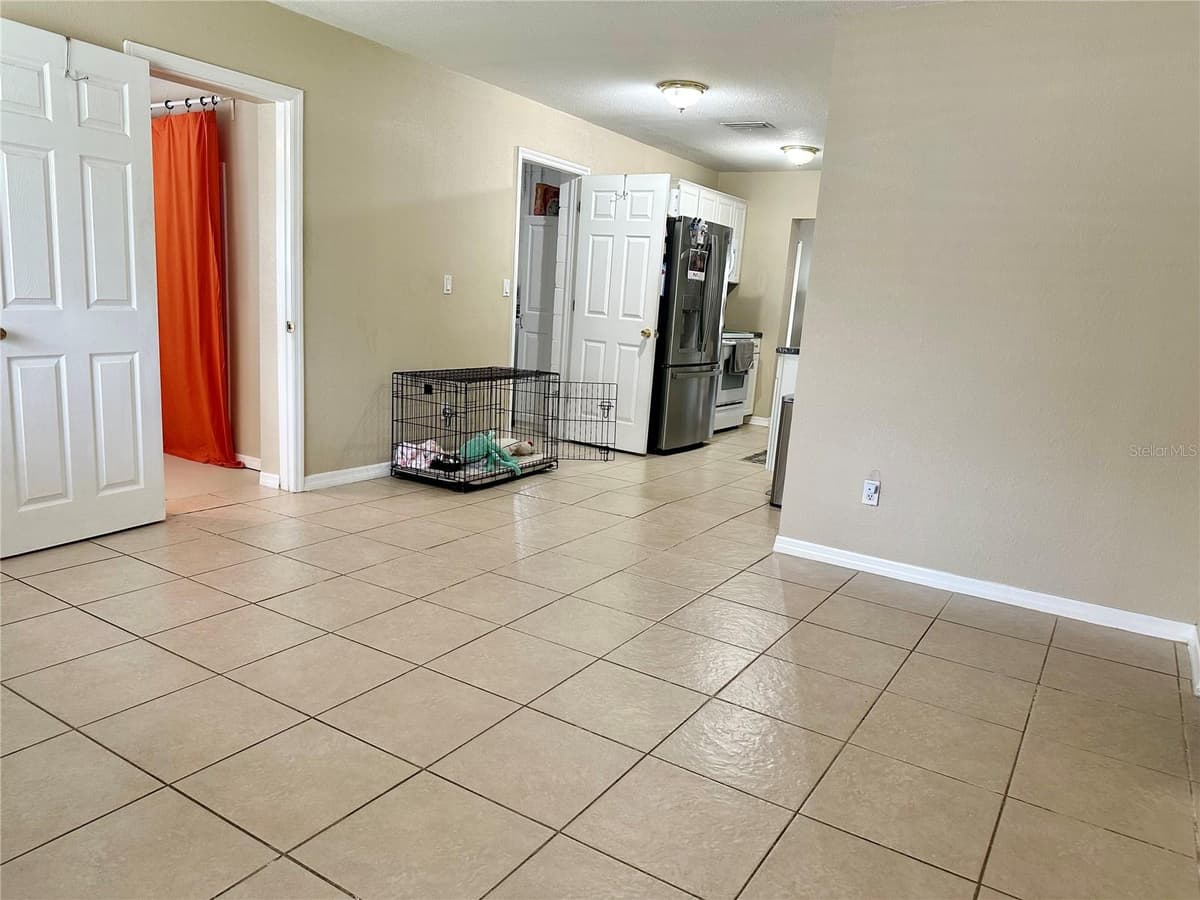 7507 CORAL VINE LANE — photo 10 of 28