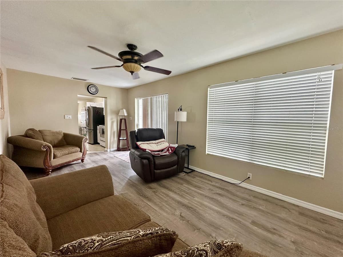 7507 CORAL VINE LANE — photo 12 of 28