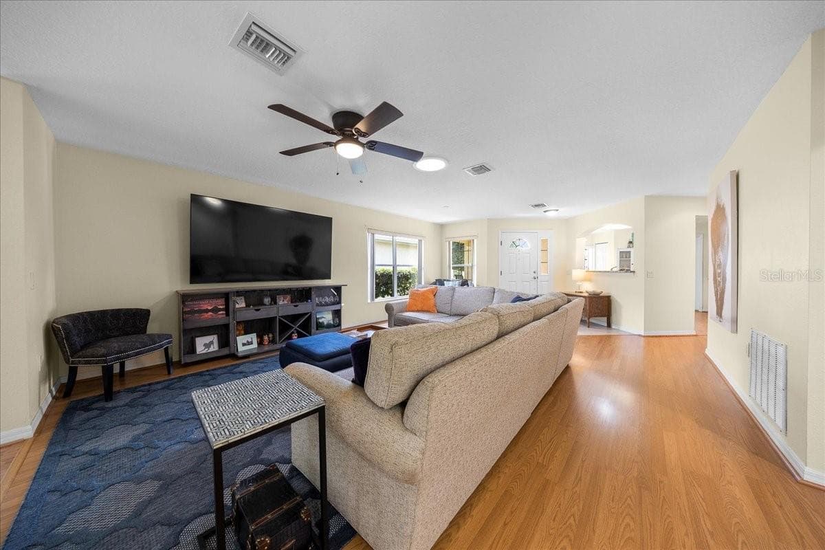 9082 102ND CIRCLE — photo 10 of 37