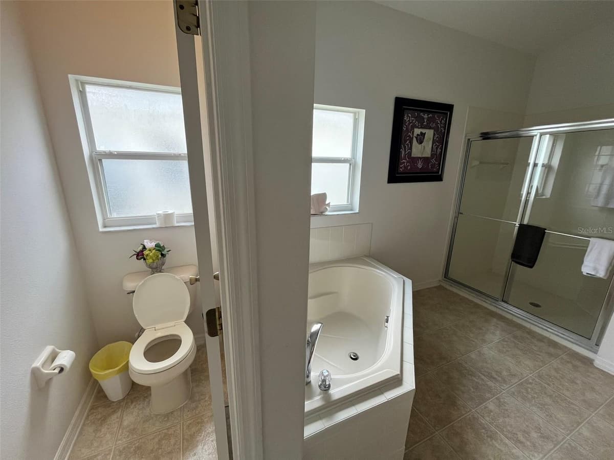 16628 FRESH MEADOW DRIVE — photo 9 of 16