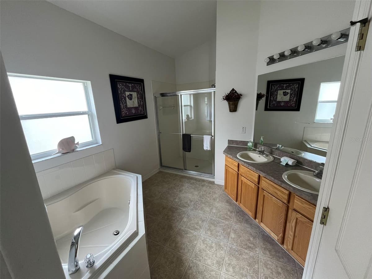 16628 FRESH MEADOW DRIVE — photo 8 of 16
