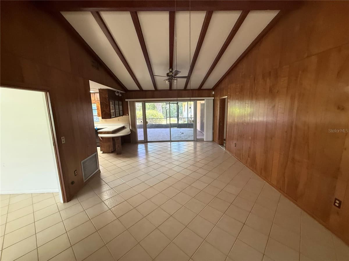 1015 MANN ROAD — photo 8 of 27