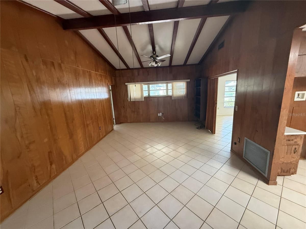 1015 MANN ROAD — photo 7 of 27