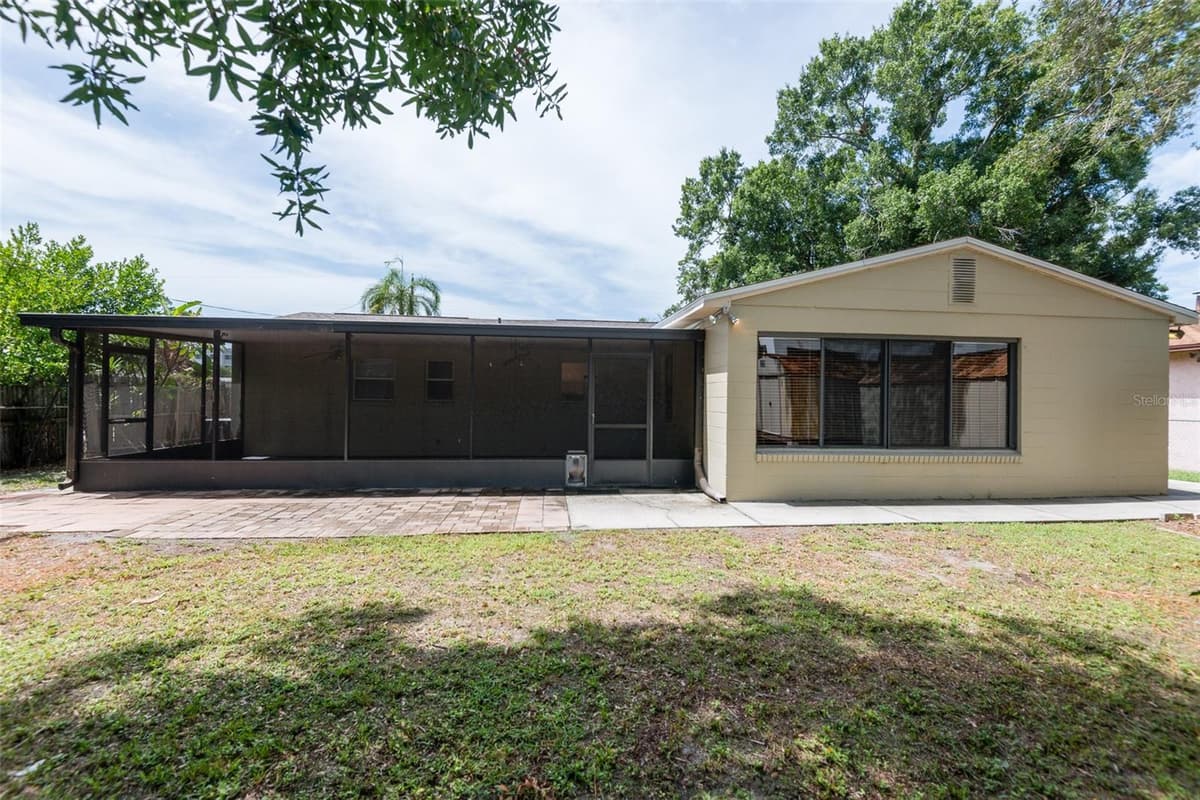 4425 BAY VILLA AVENUE — photo 17 of 18