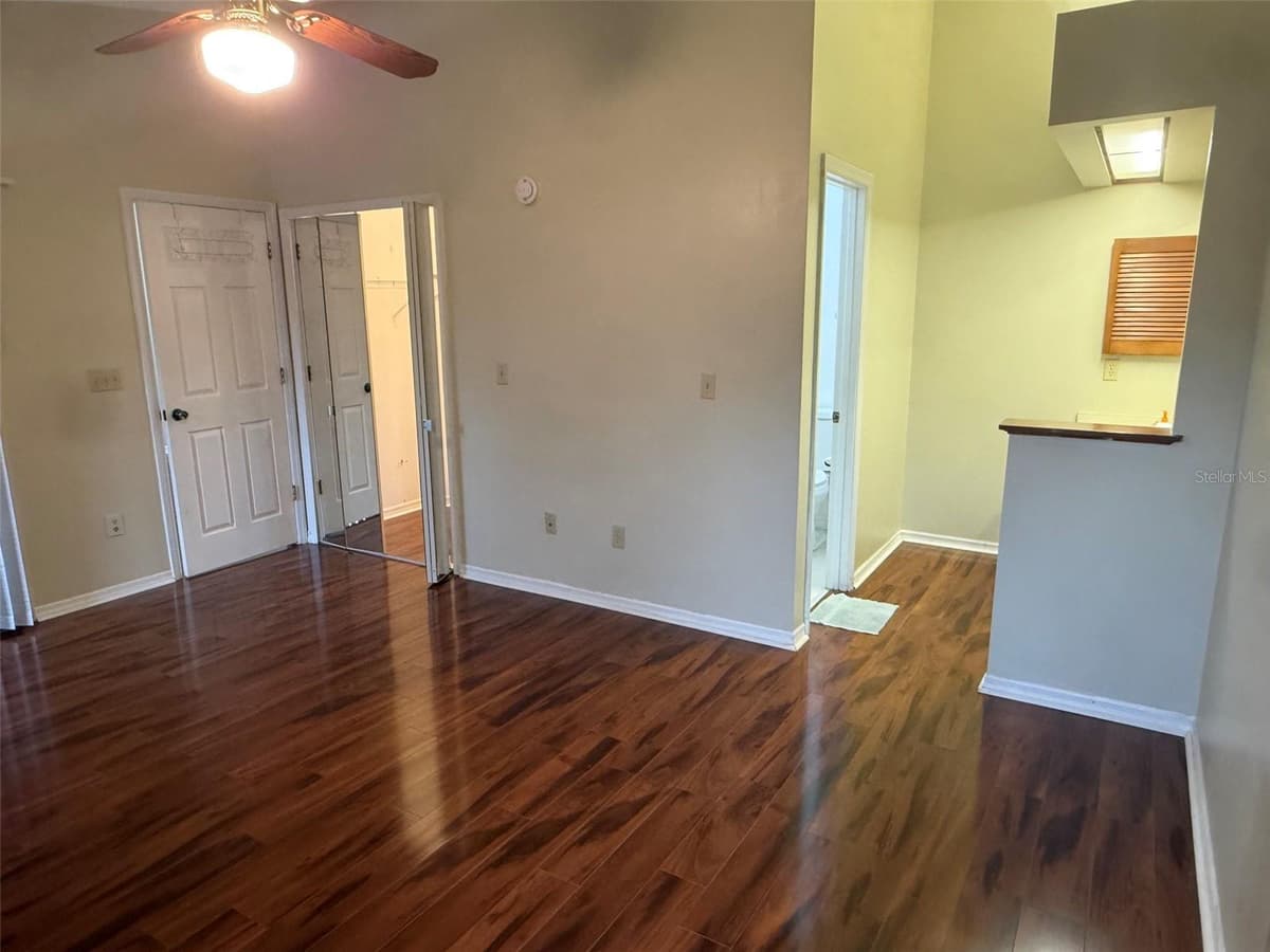 204 TERN LANE — photo 12 of 38