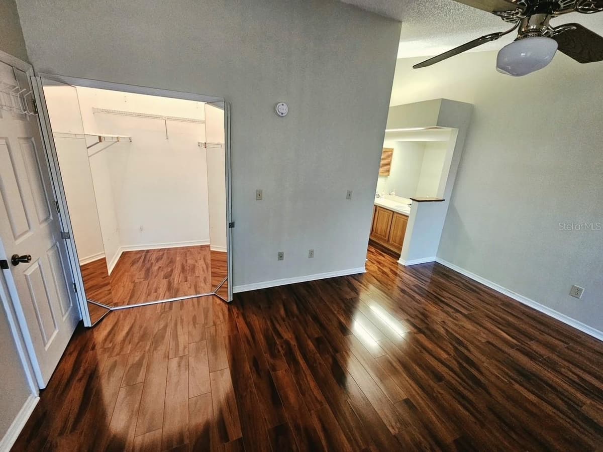204 TERN LANE — photo 11 of 38