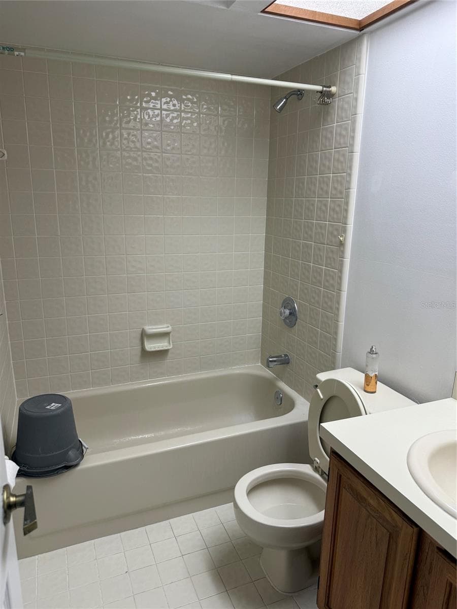 204 TERN LANE — photo 19 of 38