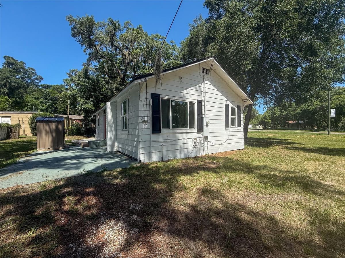 1002 TILDEN AVENUE — photo 4 of 25
