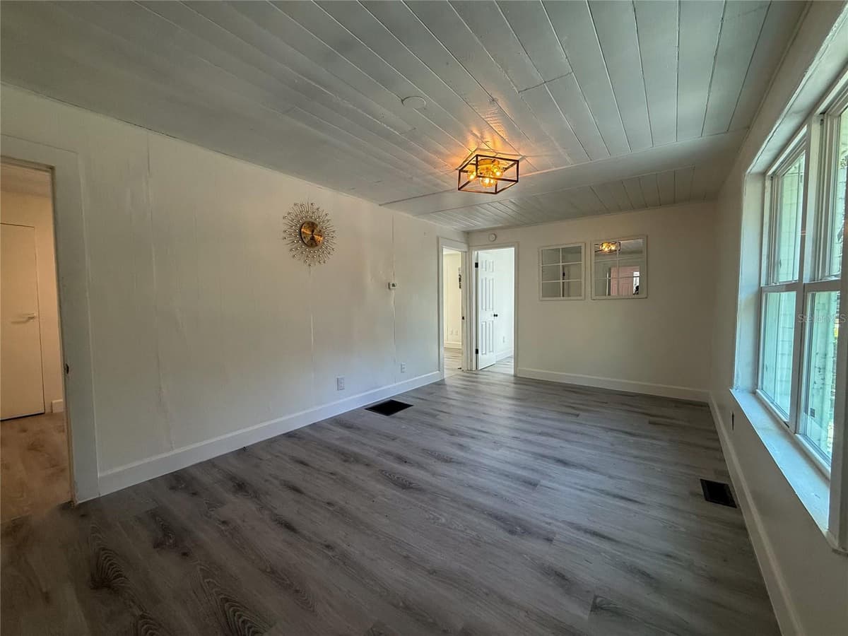 1002 TILDEN AVENUE — photo 9 of 25