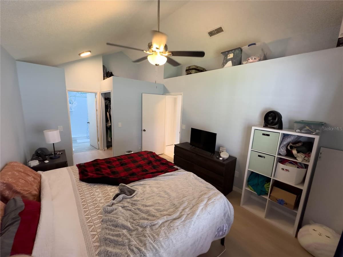 9901 ALOMA BEND LANE — photo 9 of 17