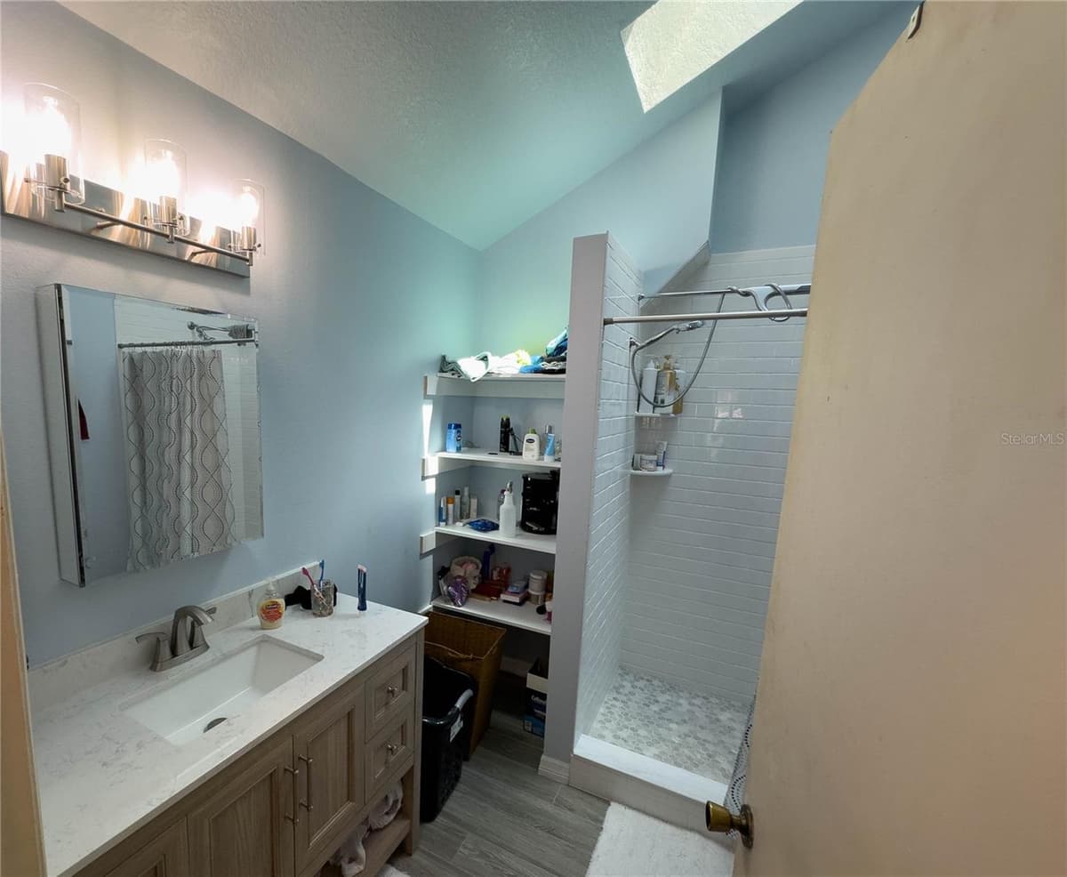 9901 ALOMA BEND LANE — photo 10 of 17