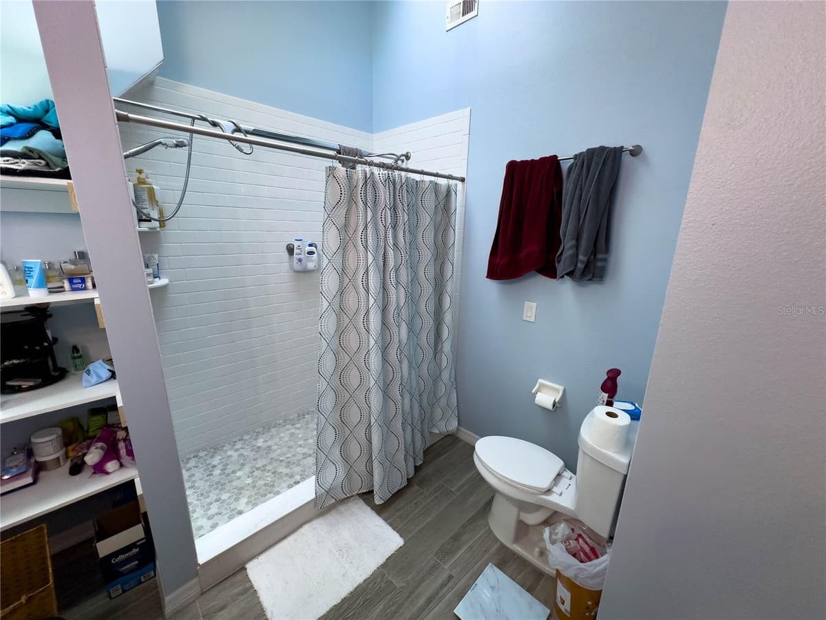 9901 ALOMA BEND LANE — photo 11 of 17