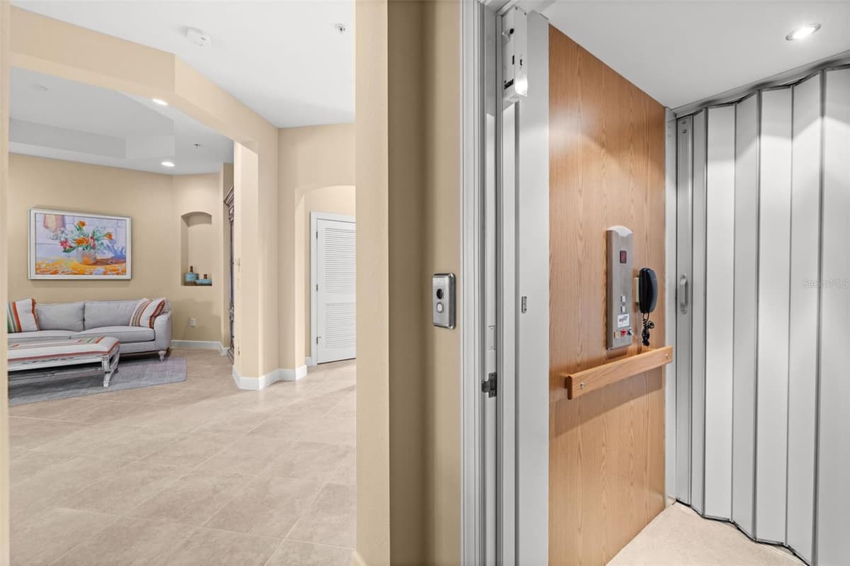 10391 GLASTONBURY CIRCLE — photo 19 of 67