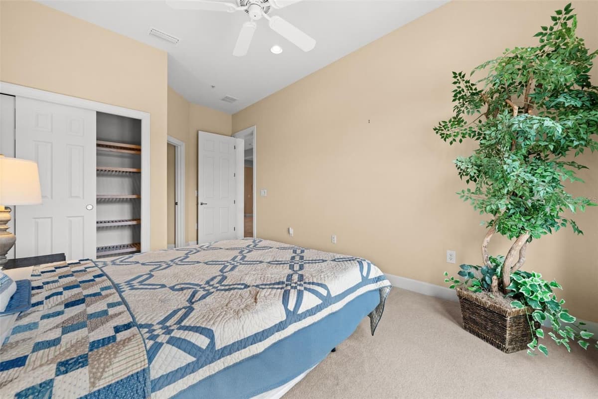 10391 GLASTONBURY CIRCLE — photo 32 of 67
