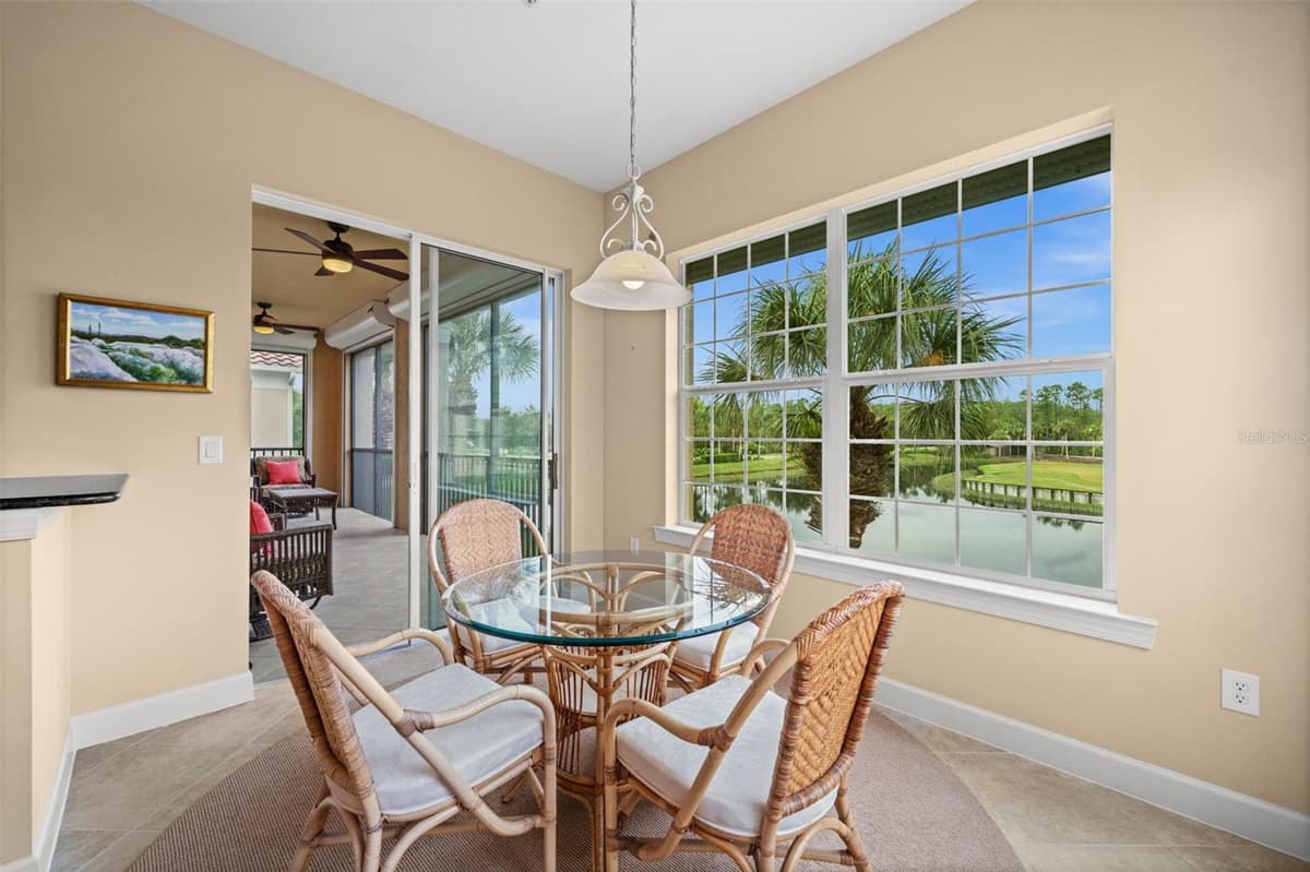 10391 GLASTONBURY CIRCLE — photo 17 of 67