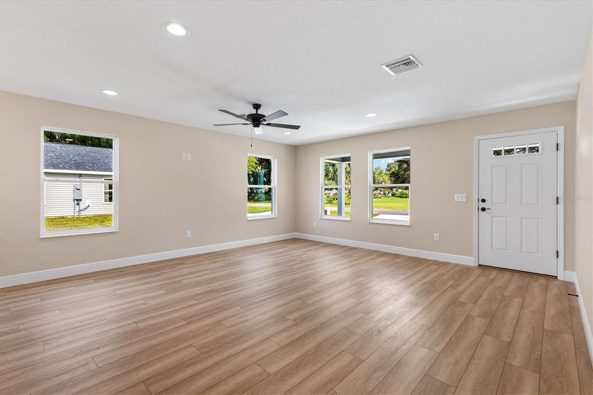 533 ANDERSON AVENUE — photo 6 of 37