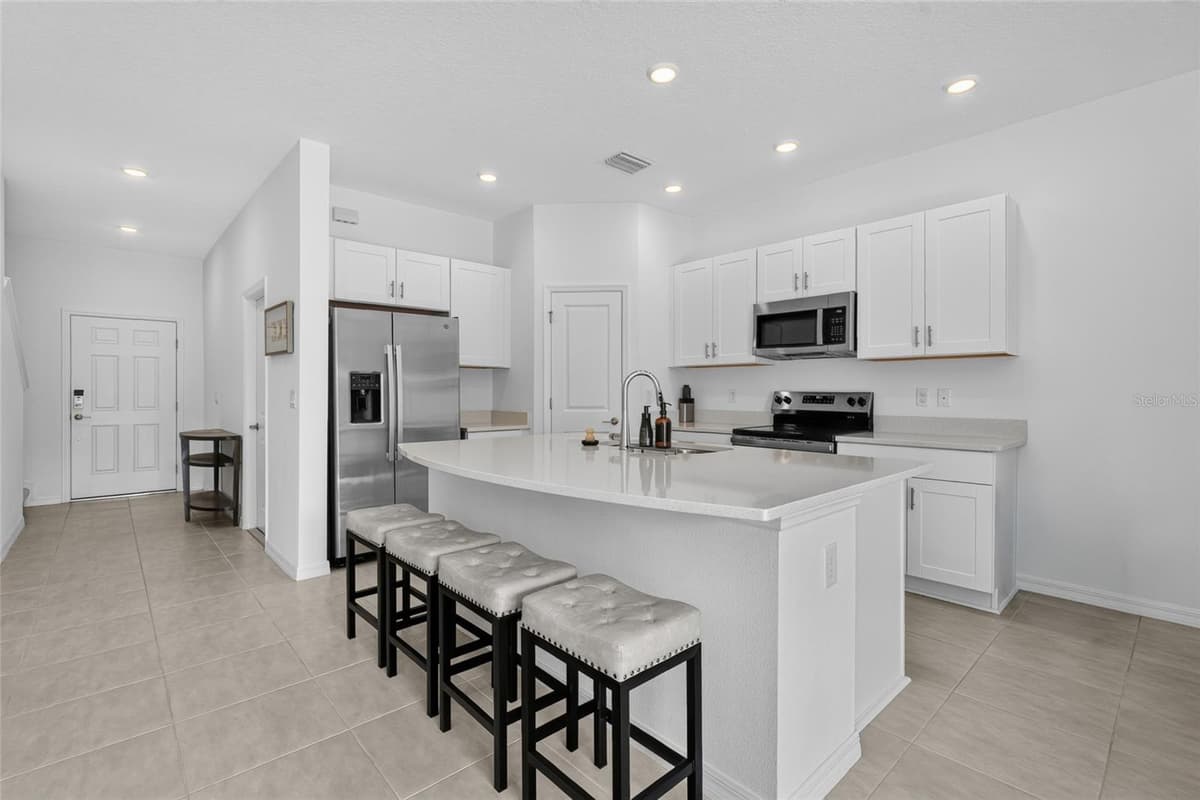 3023 NOVARA LANE — photo 4 of 64