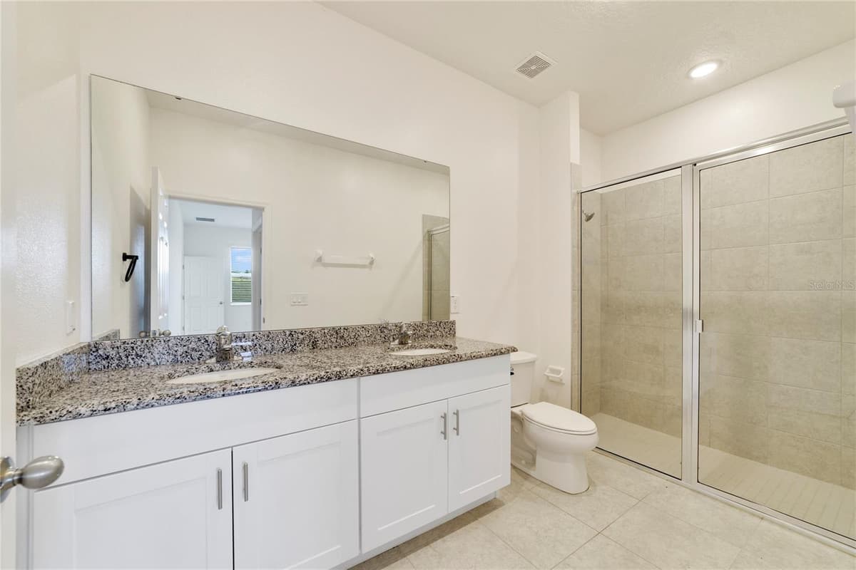 662 FAIRVIEW AVENUE — photo 11 of 12
