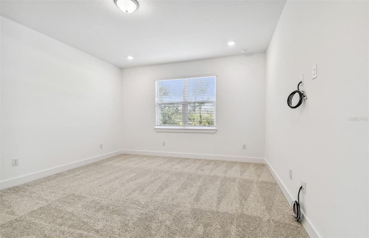 33433 BARNEBROOK DRIVE — photo 14 of 36
