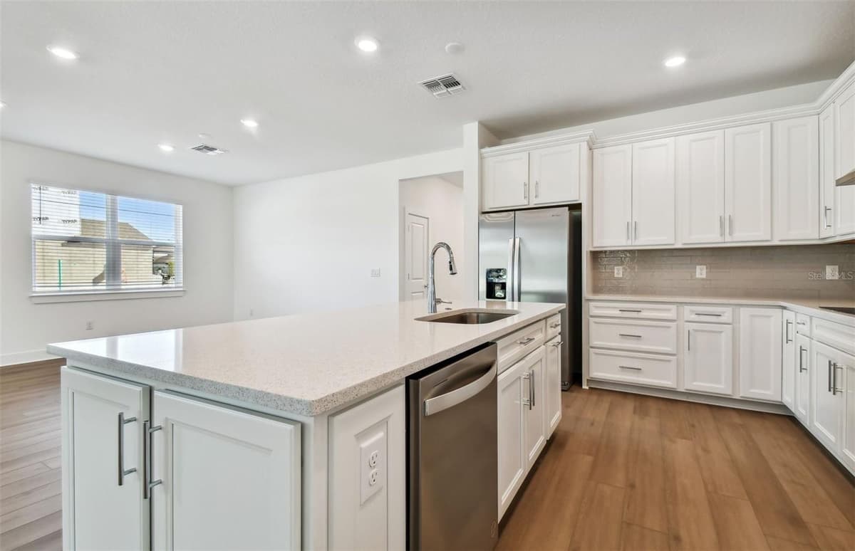 33433 BARNEBROOK DRIVE — photo 6 of 36