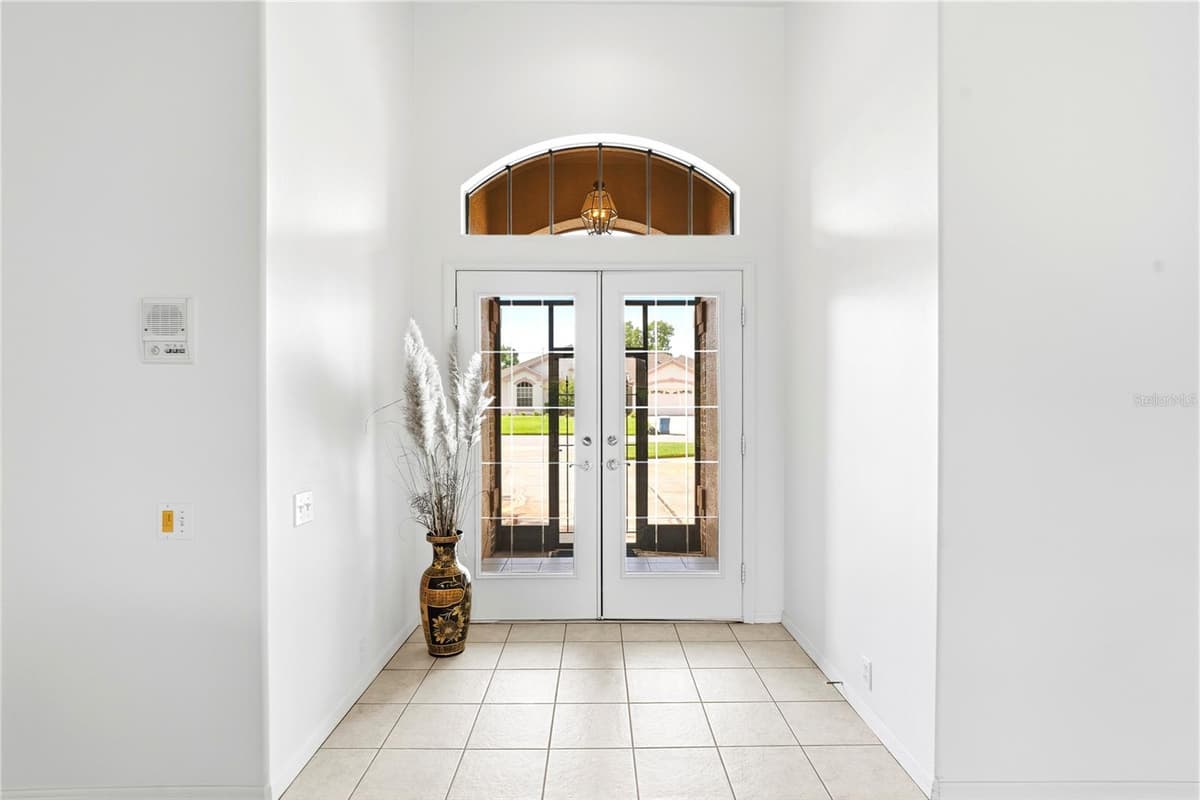 9415 ASHLEY DRIVE — photo 3 of 70