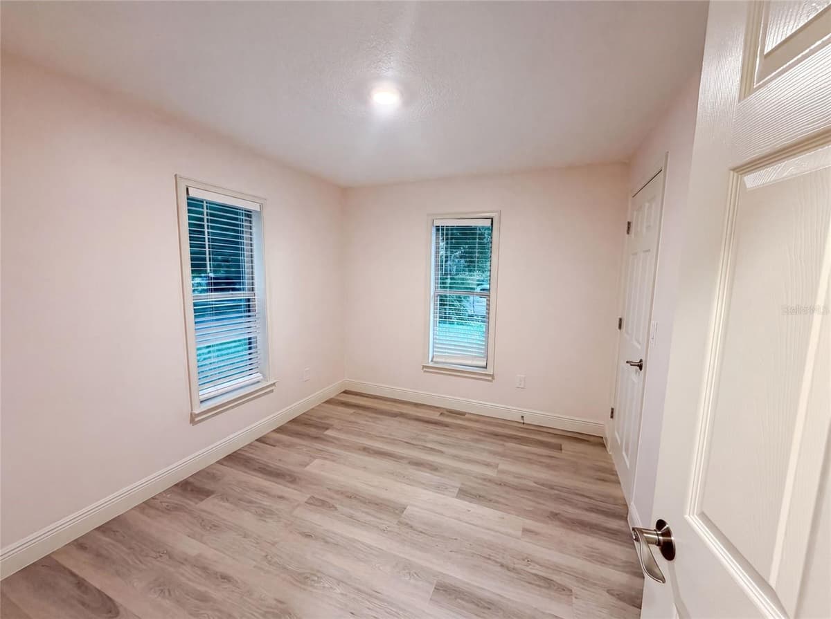 3444 VALEVIEW DRIVE — photo 16 of 25