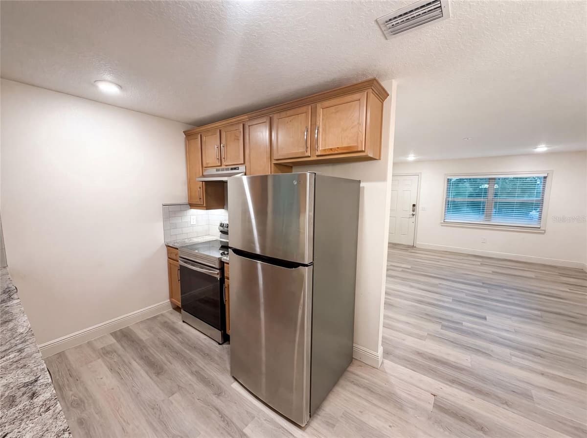 3444 VALEVIEW DRIVE — photo 10 of 25