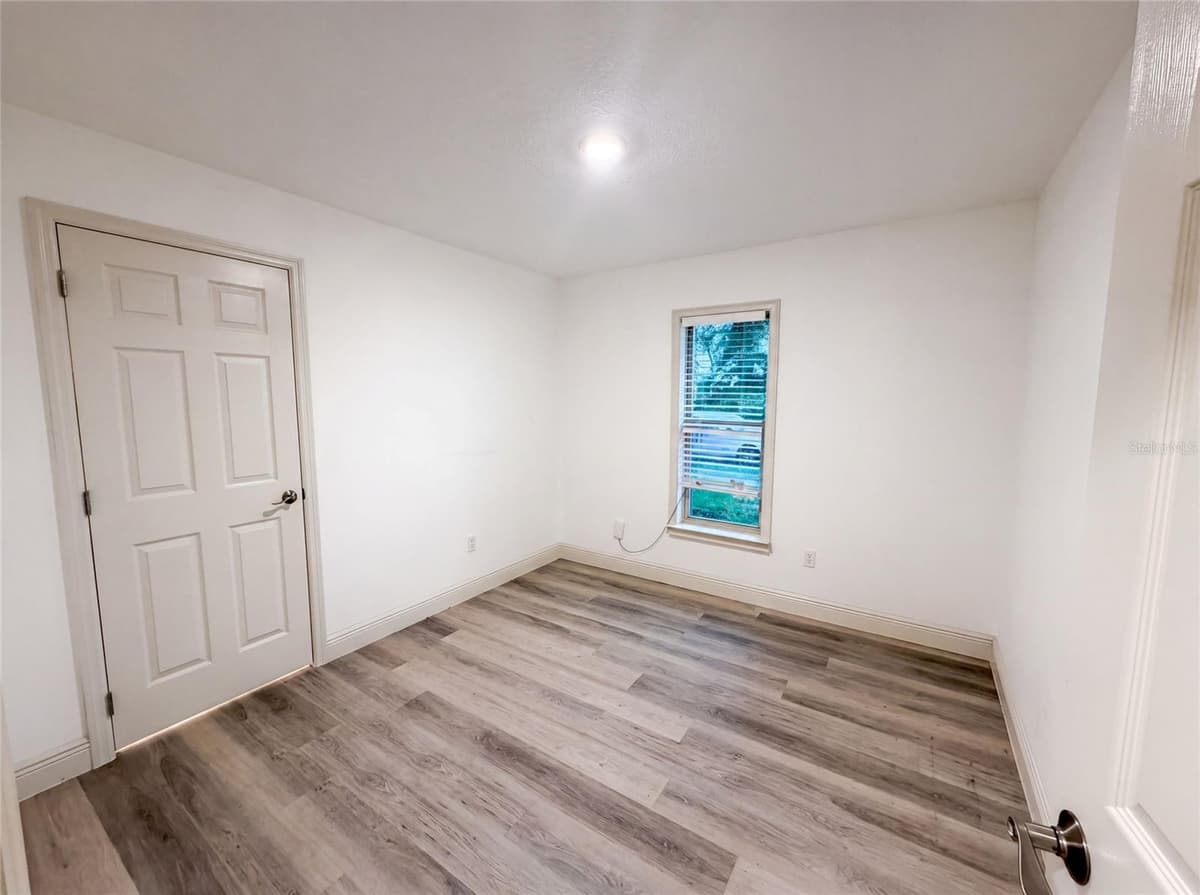 3444 VALEVIEW DRIVE — photo 4 of 25