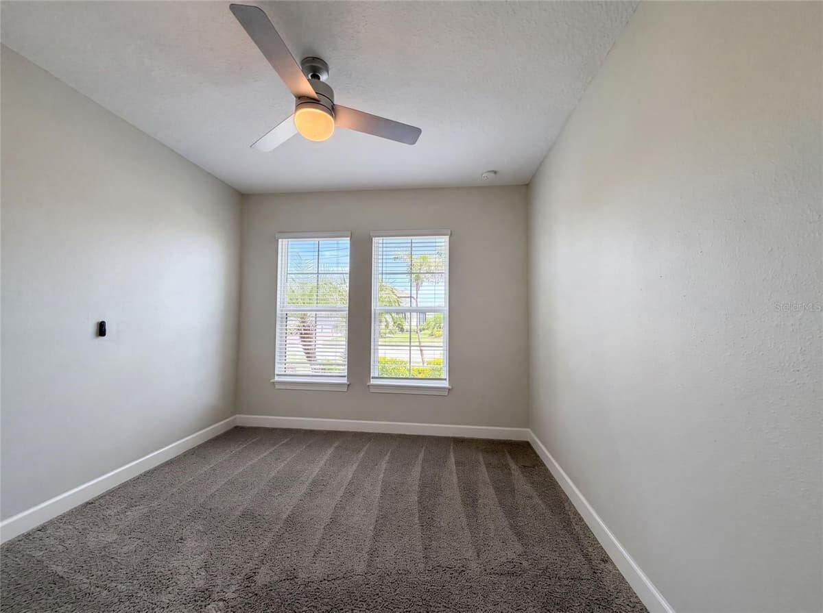 4516 CRESTPOINT WAY — photo 11 of 30