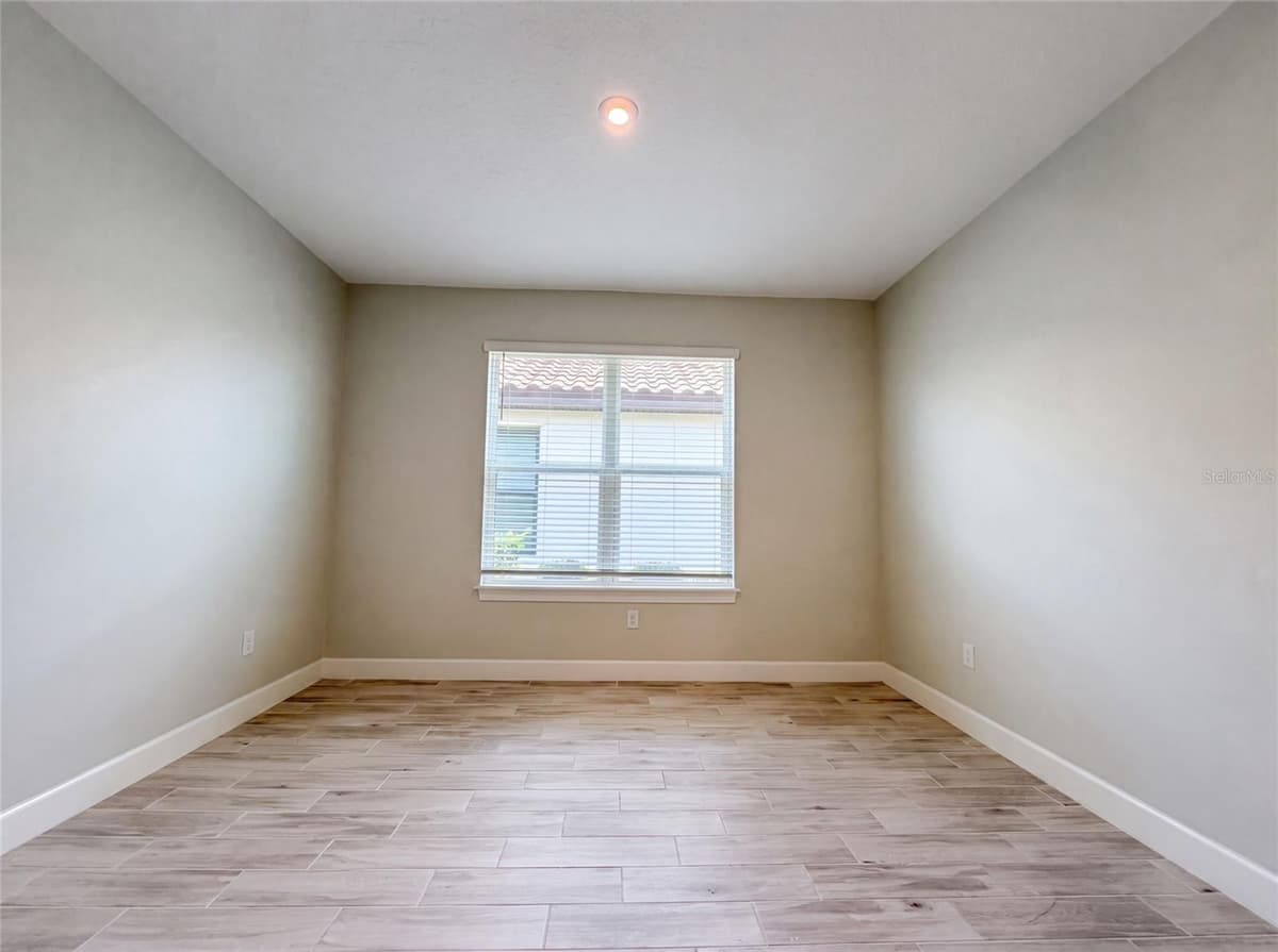 4516 CRESTPOINT WAY — photo 15 of 30