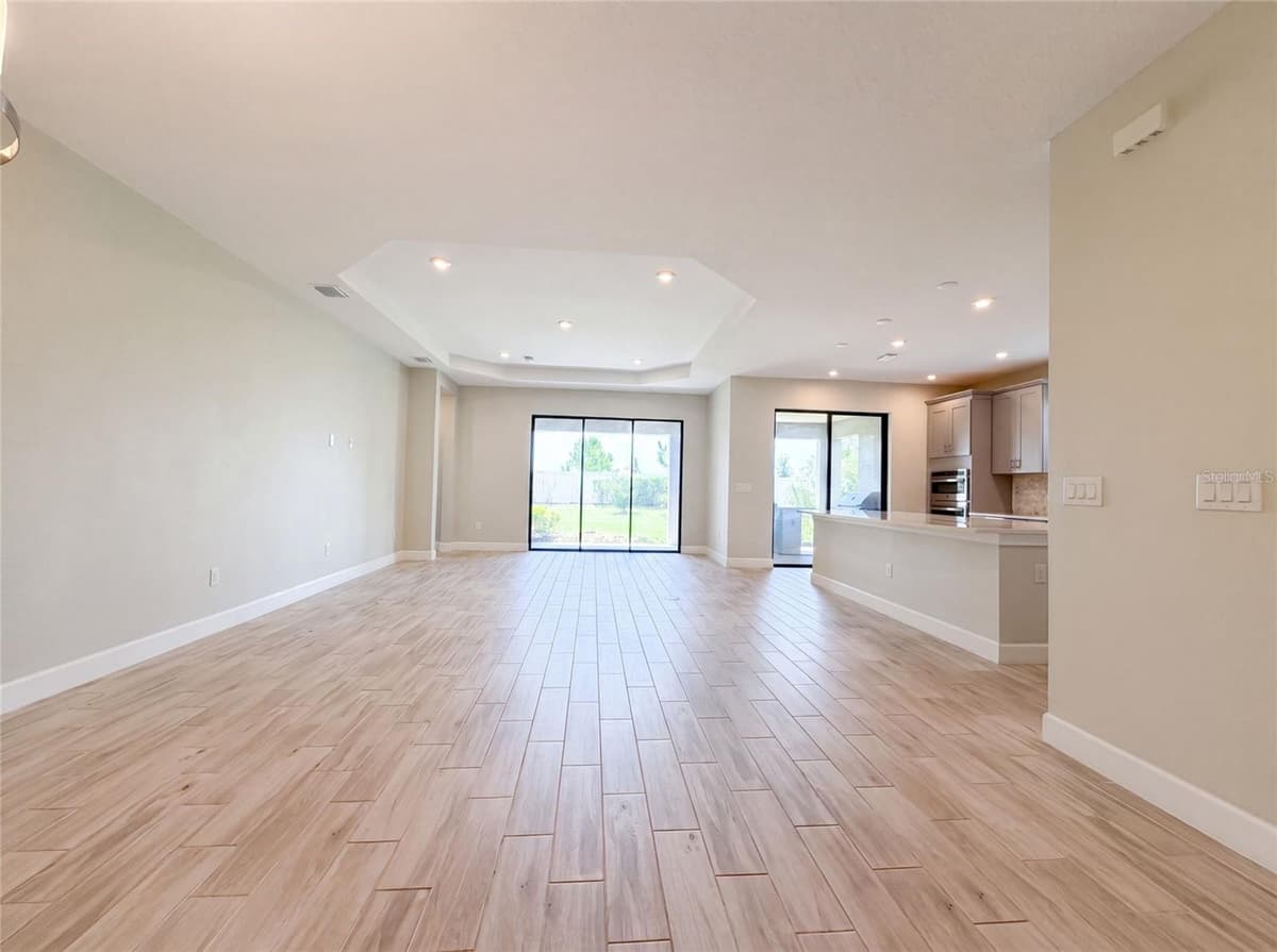 4516 CRESTPOINT WAY — photo 3 of 30