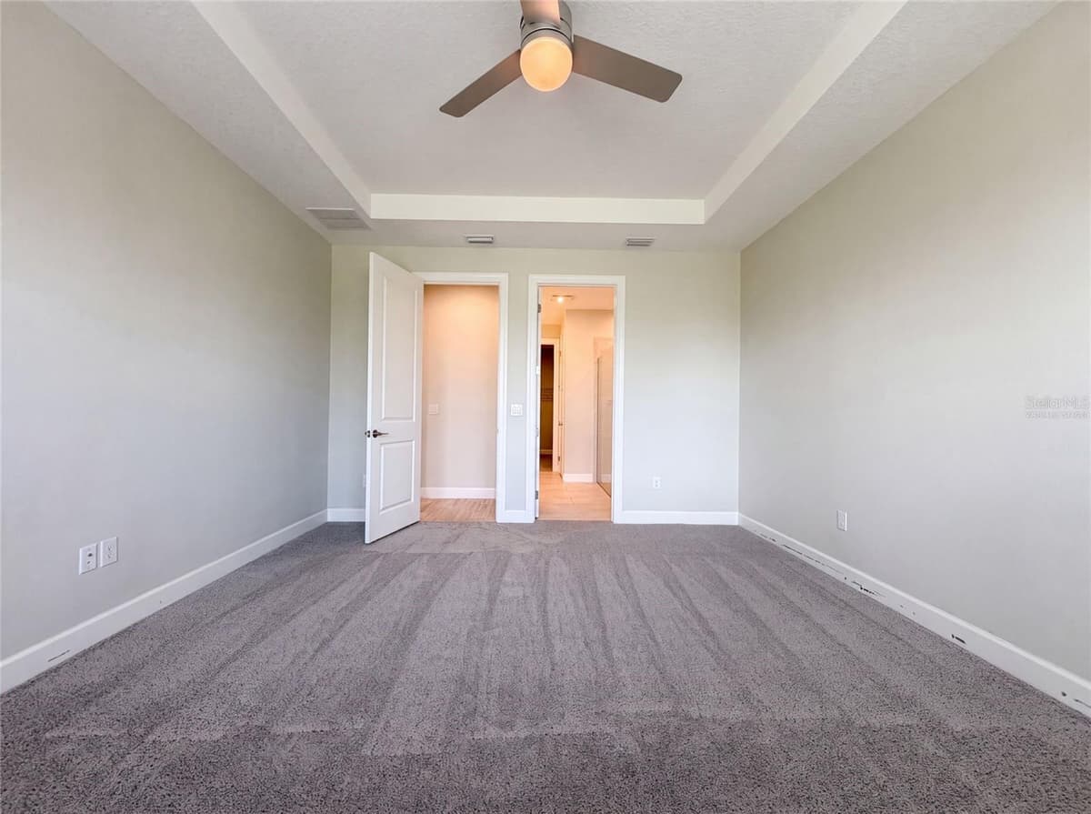 4516 CRESTPOINT WAY — photo 4 of 30