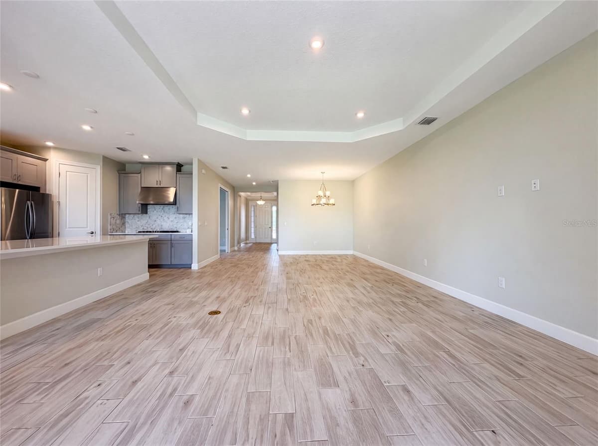 4516 CRESTPOINT WAY — photo 6 of 30