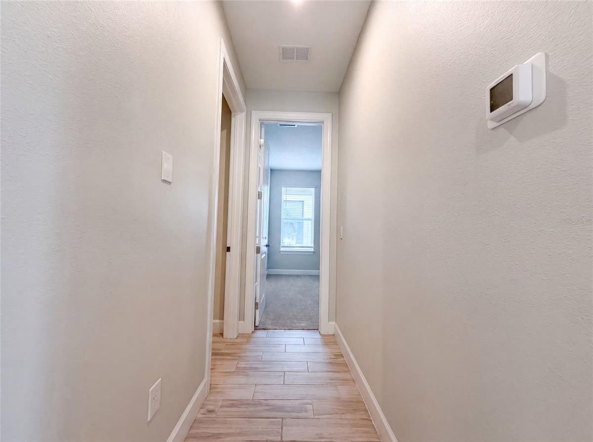 4516 CRESTPOINT WAY — photo 9 of 30