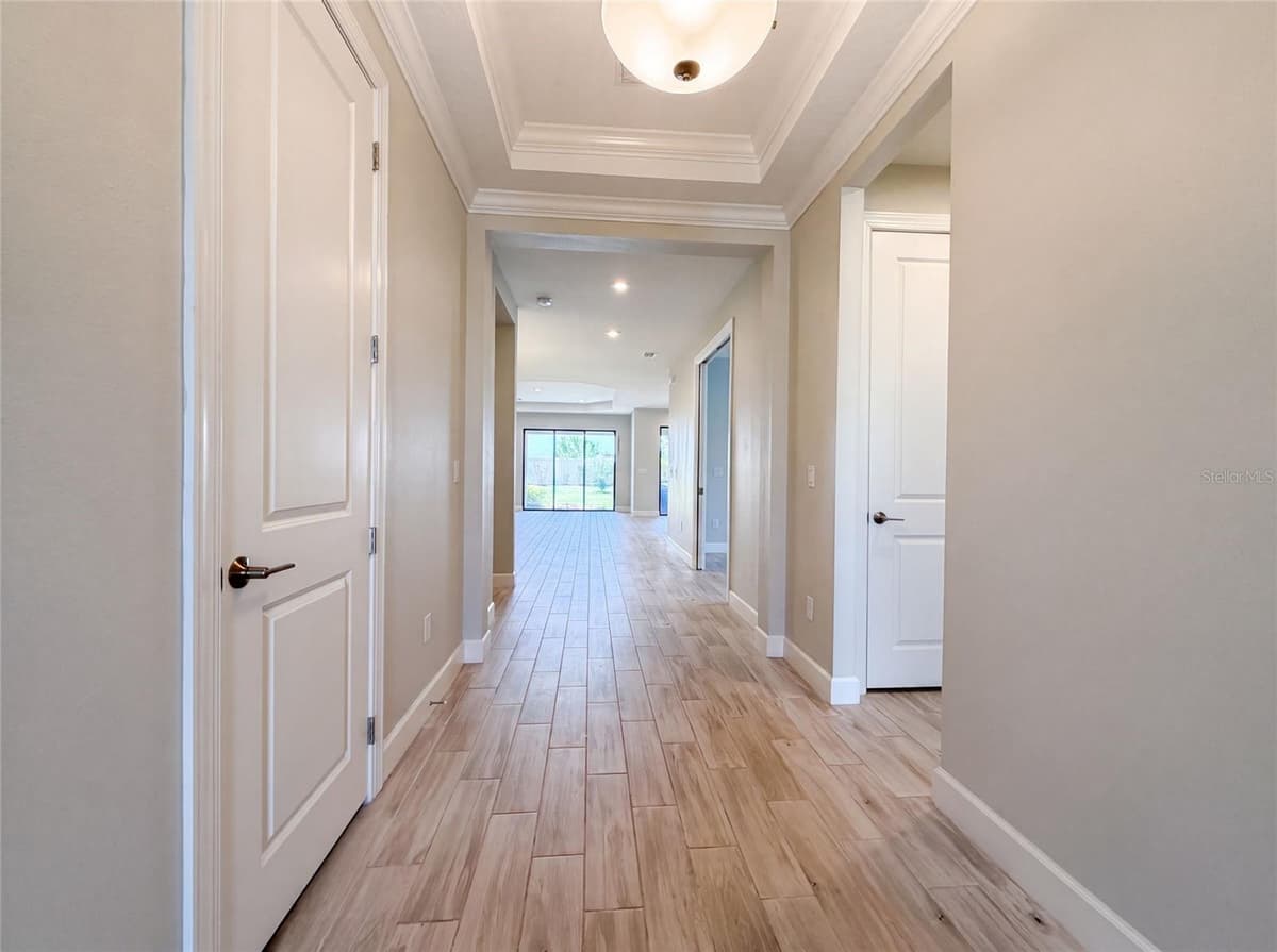4516 CRESTPOINT WAY — photo 8 of 30