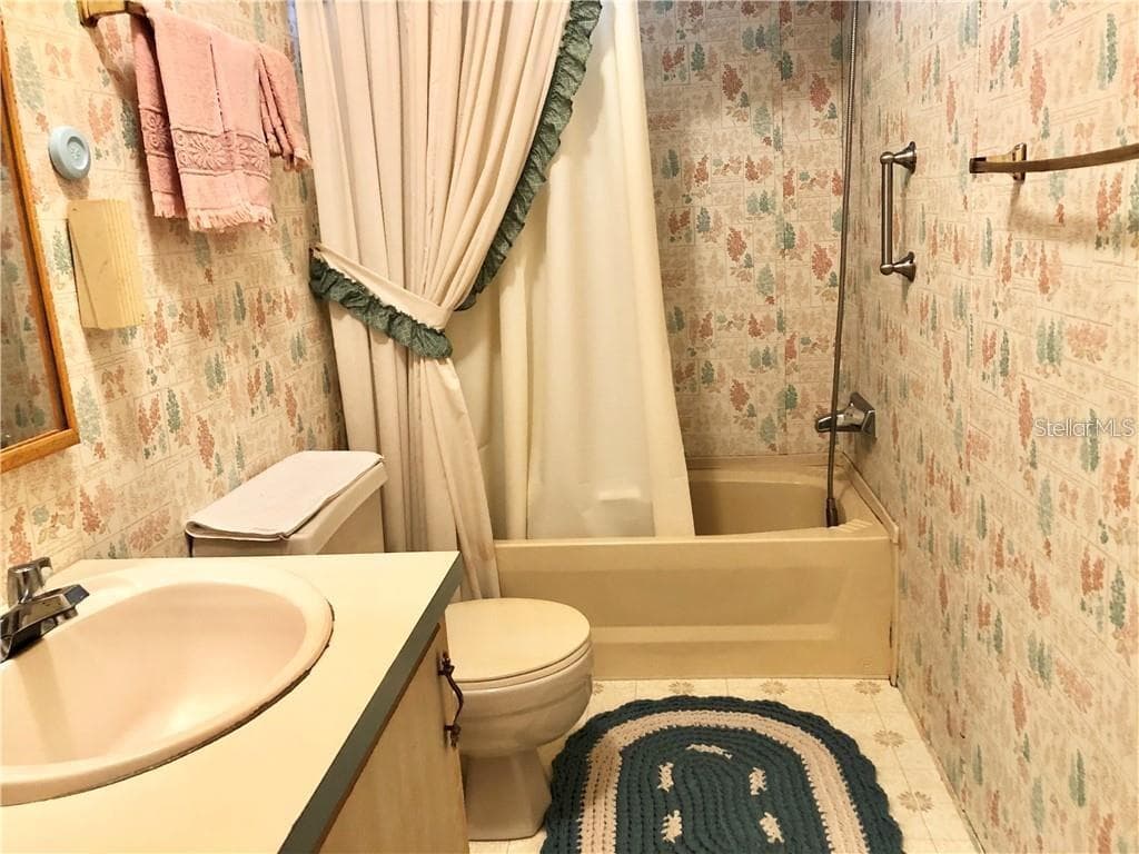 1948 REGINA DRIVE — photo 14 of 18