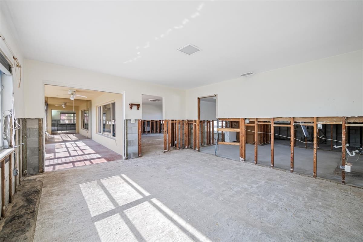 5412 PALI WAY — photo 8 of 18