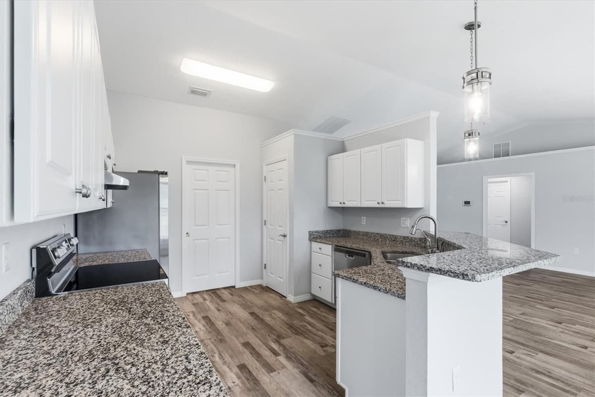 15055 93RD COURT — photo 17 of 45
