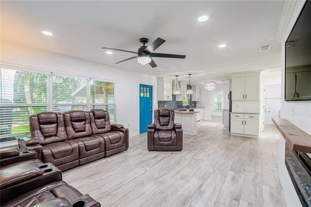 640 ORANGE VALLEY CIRCLE — photo 4 of 31