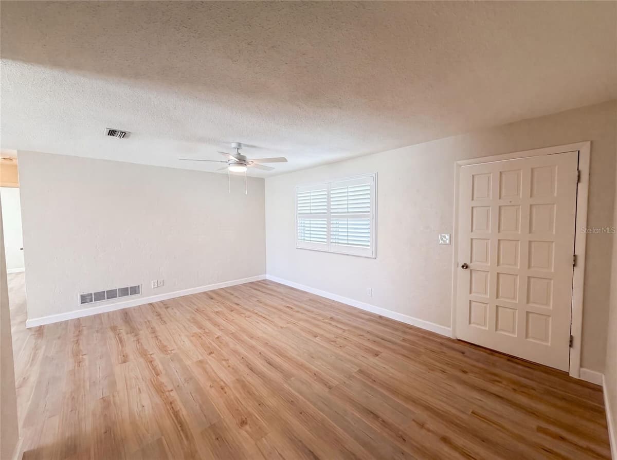 624 SHERMAN ROAD — photo 7 of 20