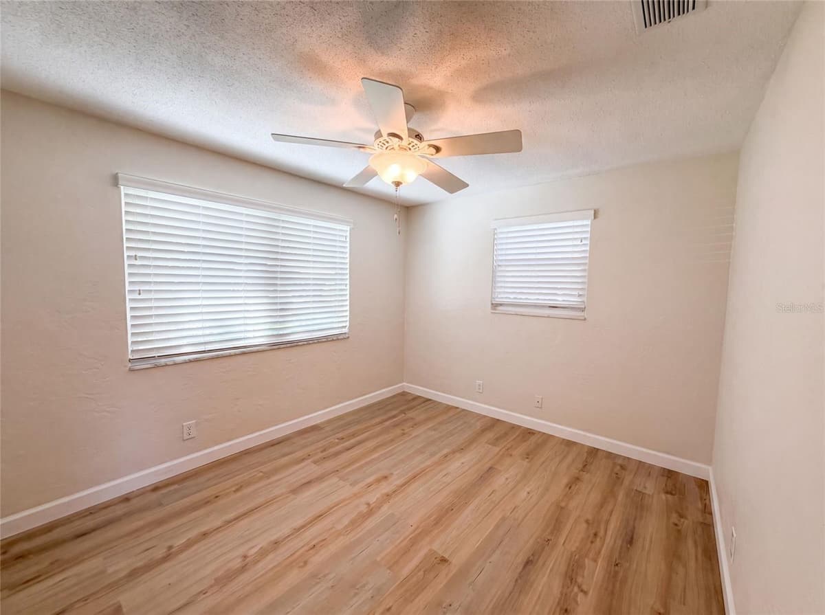 624 SHERMAN ROAD — photo 15 of 20