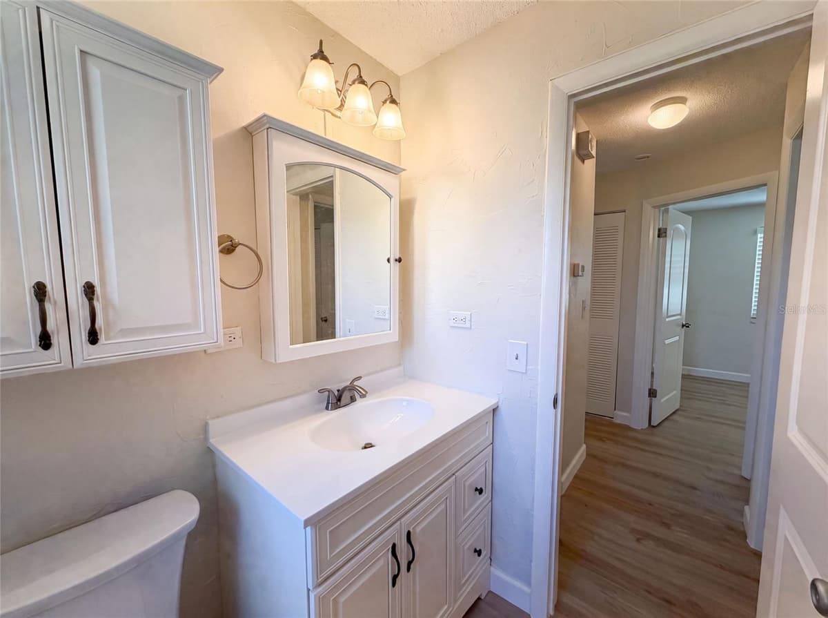 624 SHERMAN ROAD — photo 13 of 20